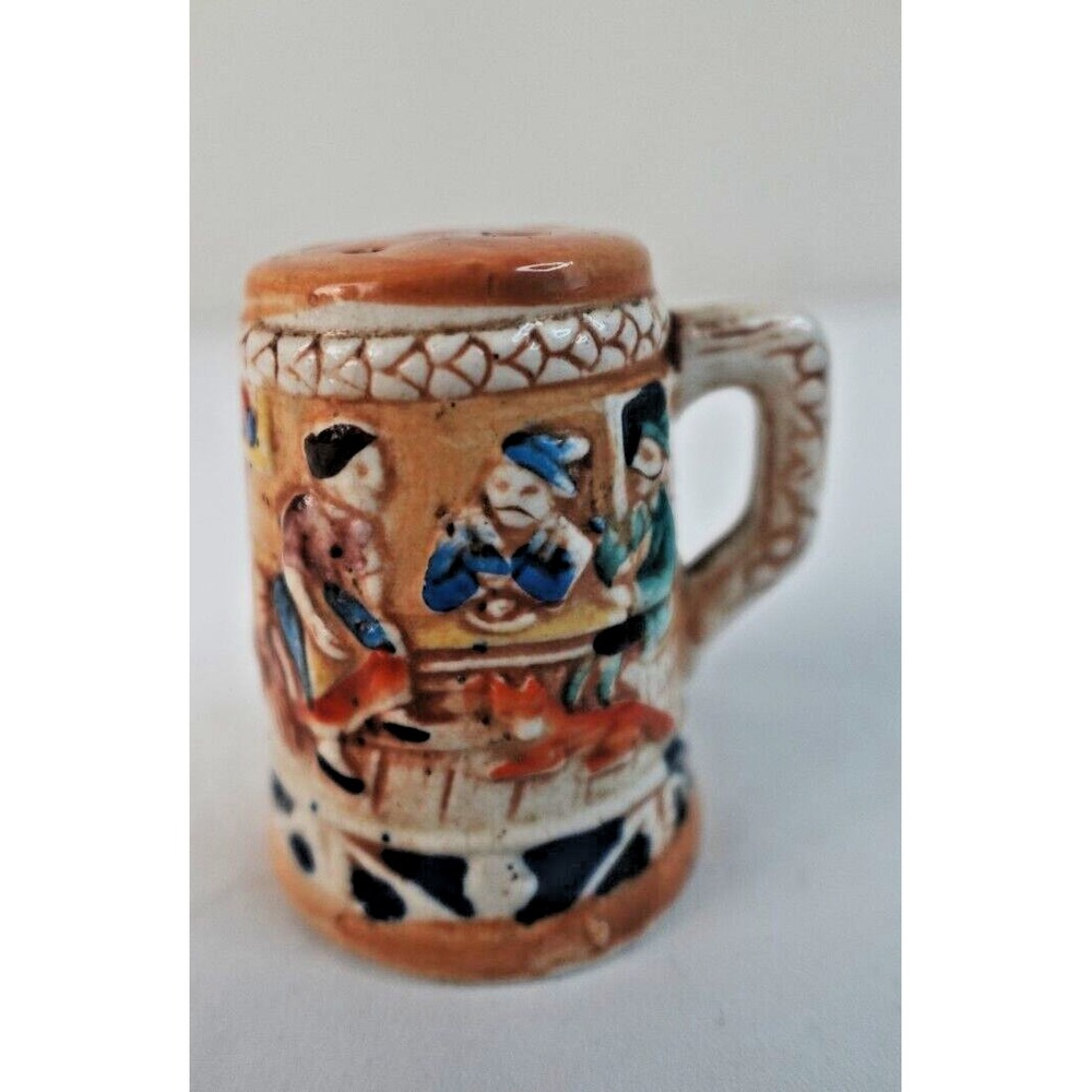 VINTAGE‎ MINIATURE CERAMIC BEER STEIN Salt or Pepper Shaker -One Piece - Japan